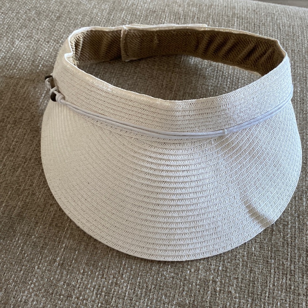 CROFT & BARROW off-white visit terry band beaded accent Velcro
